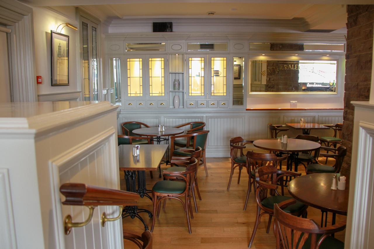 Walter Raleigh Hotel Youghal Buitenkant foto